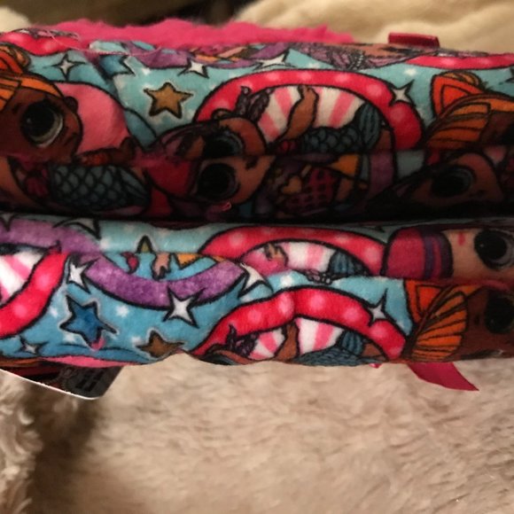 New Girls LOL Slippers-Small size 8-13 - Picture 2 of 4